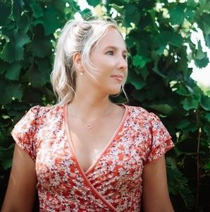 Meet your Posher, Melissa